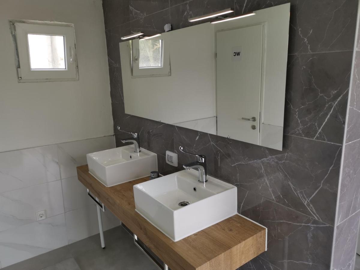 Umna & Room Pula Ngoại thất bức ảnh
